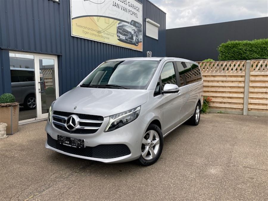 V220cdi   Zilver metallic ( IN OPTIE )