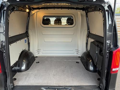 Vito 124 cdi  Dubbel Cabine  Lichte vracht . (19)